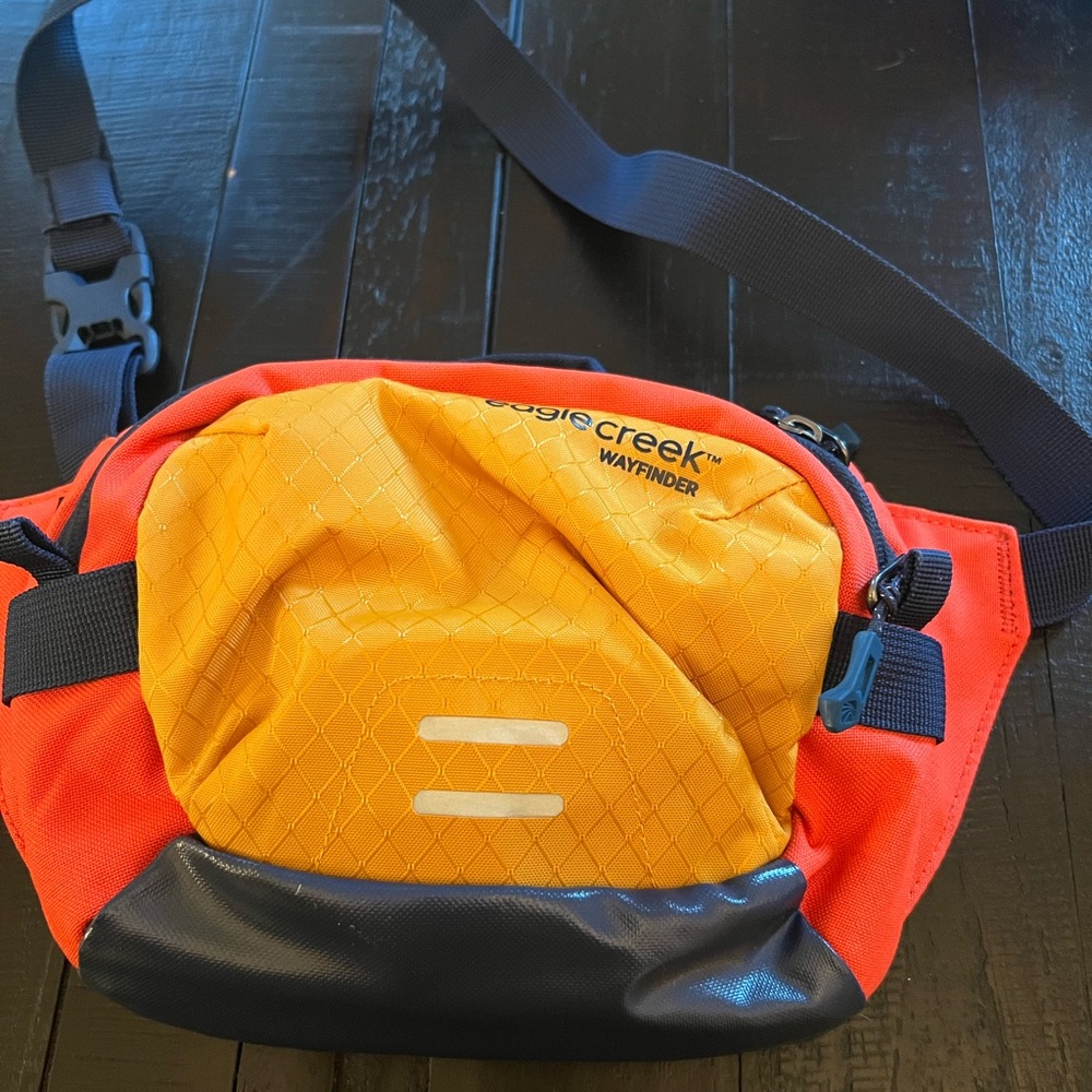Eagle Creek Wayfinder Fanny Pack size S 3L